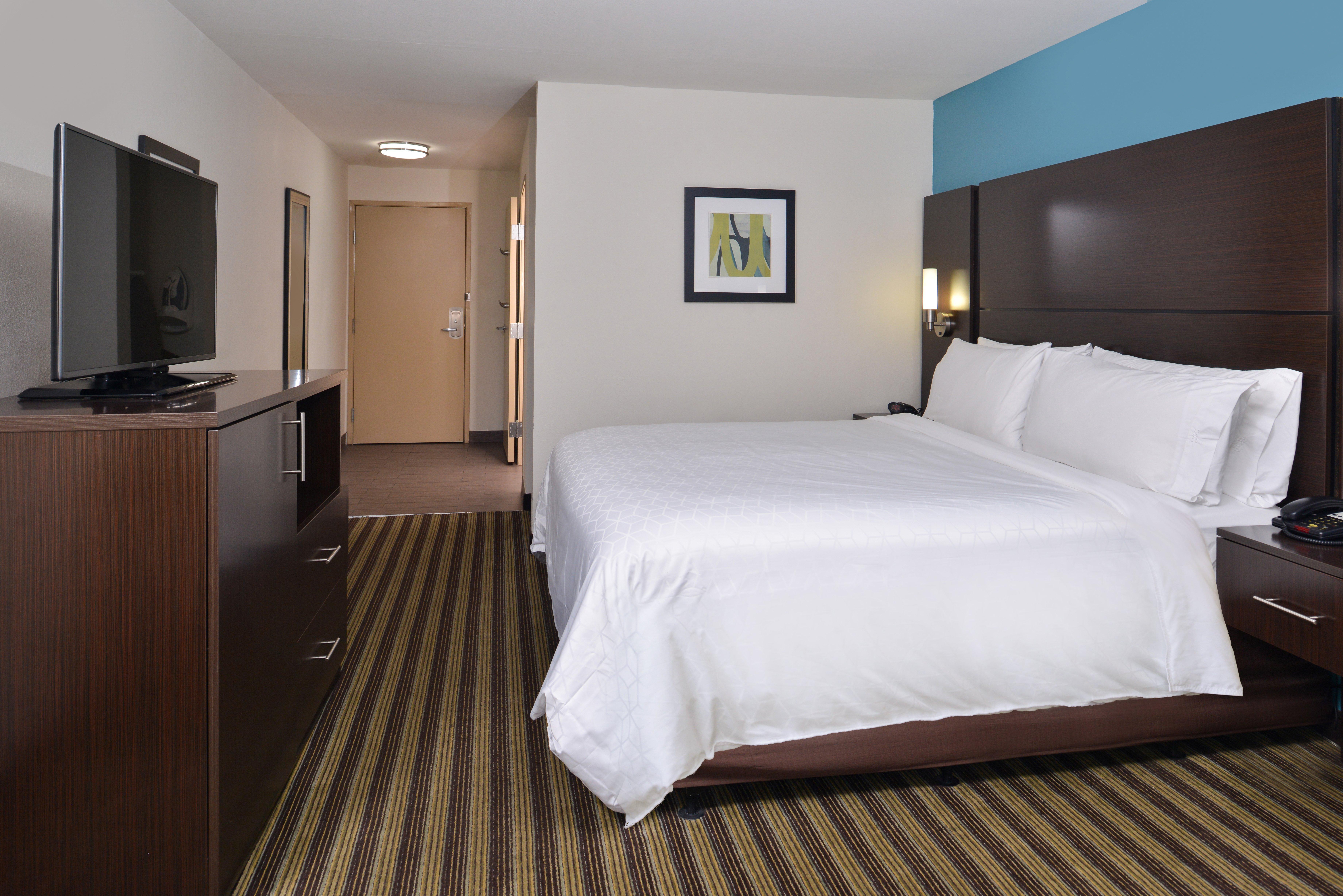Holiday Inn Express Montgomery East I-85 By Ihg Bagian luar foto