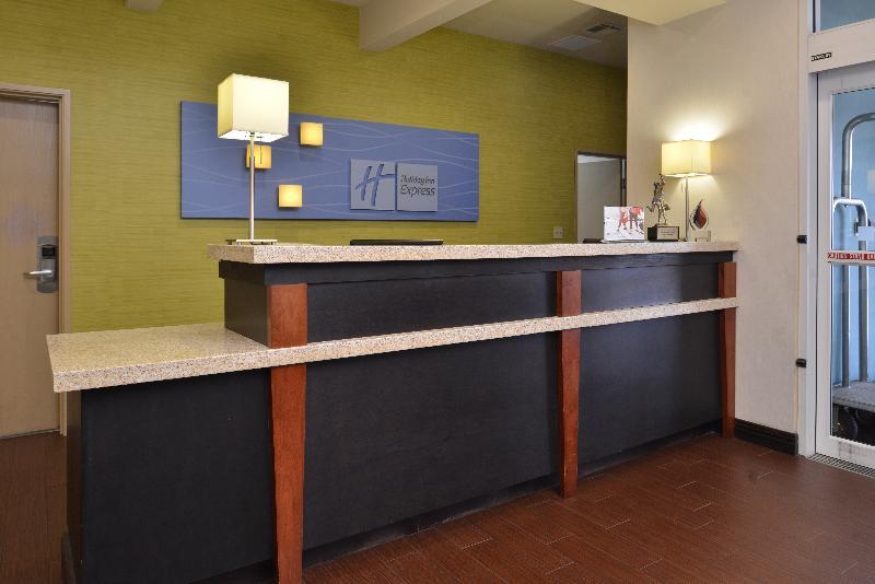 Holiday Inn Express Montgomery East I-85 By Ihg Bagian luar foto